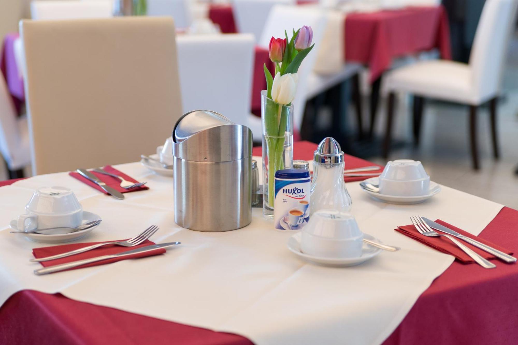 Goethe Hotel Messe By Trip Inn フランクフルト エクステリア 写真